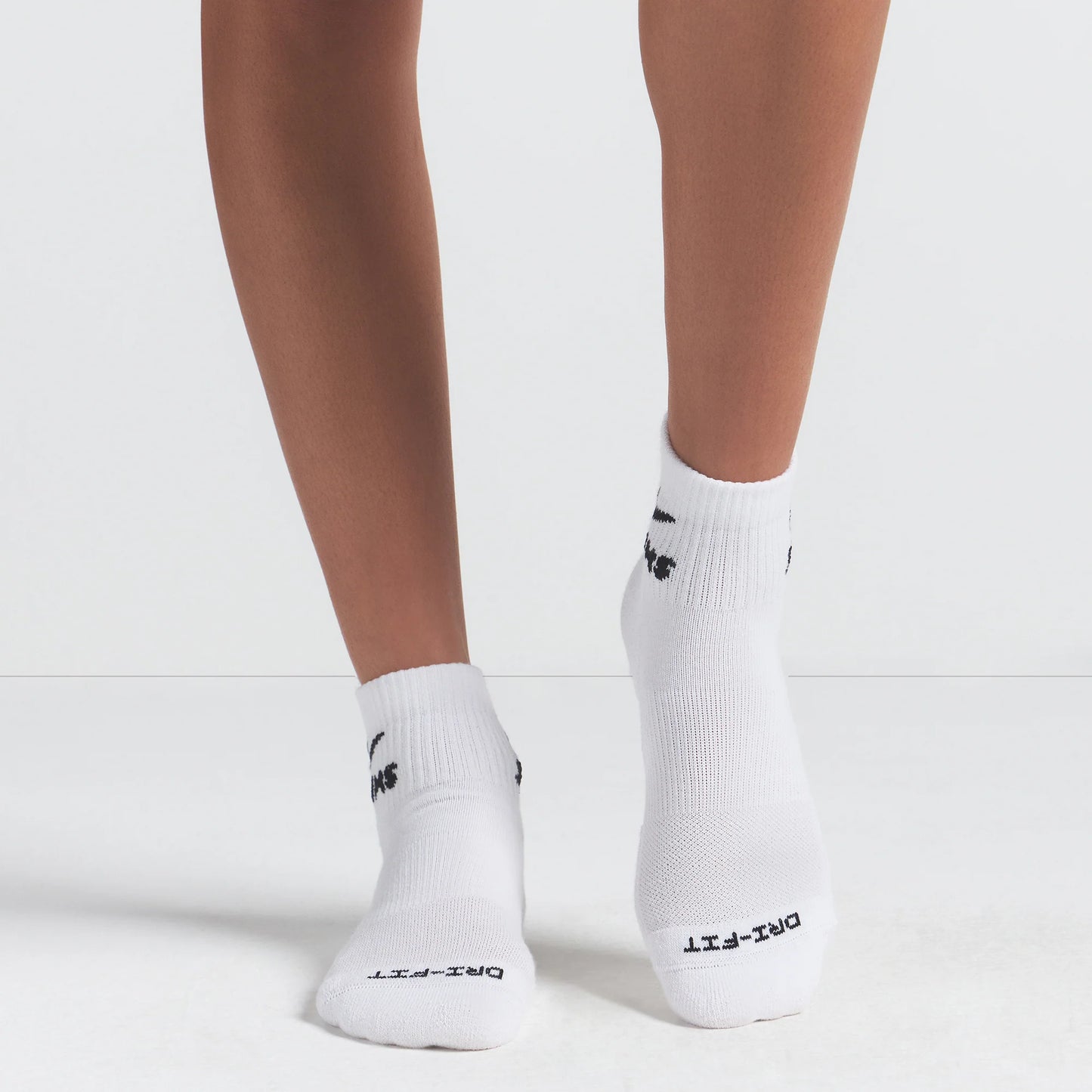 NikeSKIMS ACCESSORIES DRI-FIT™ QUARTER CREW SOCK 3-PACK | HEATHER GREY MULTI