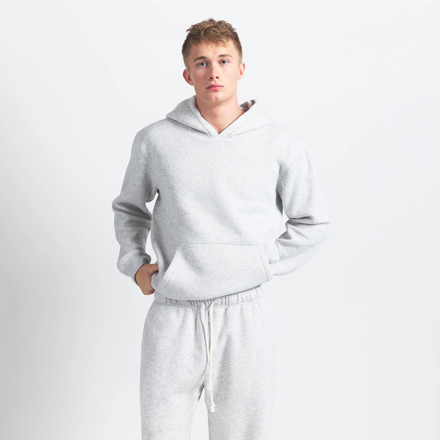 FLEECE LOUNGE MENS RELAXED HOODIE | LIGHT HEATHER GREY