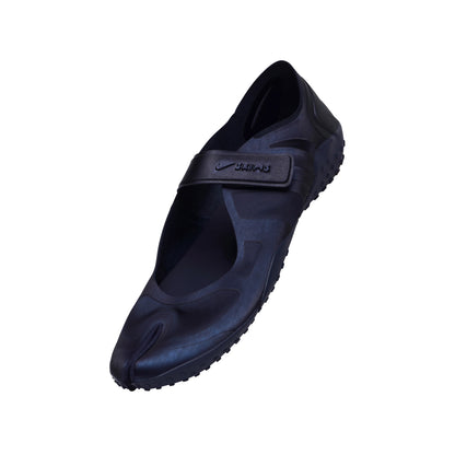 NikeSKIMS FOOTWEAR RIFT SATIN | NAVY