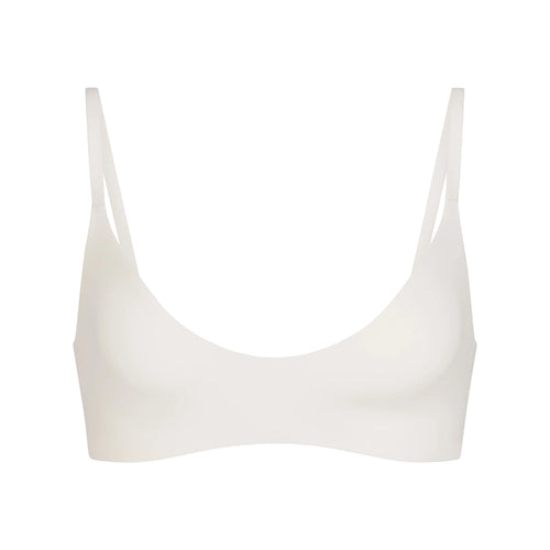 NikeSKIMS MATTE MICRO SCOOP BRA | IVORY