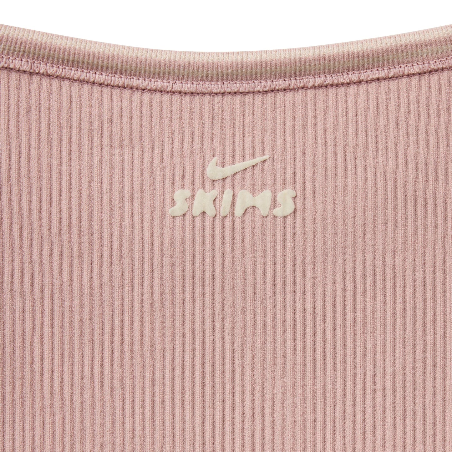 NikeSKIMS RIBBED SEAMLESS MICRO SCOOP BRA | HIMALAYAN