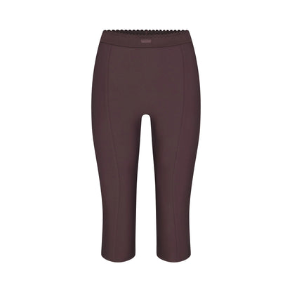 SKIMS BODY HIGH-WAISTED CAPRI | RAISIN