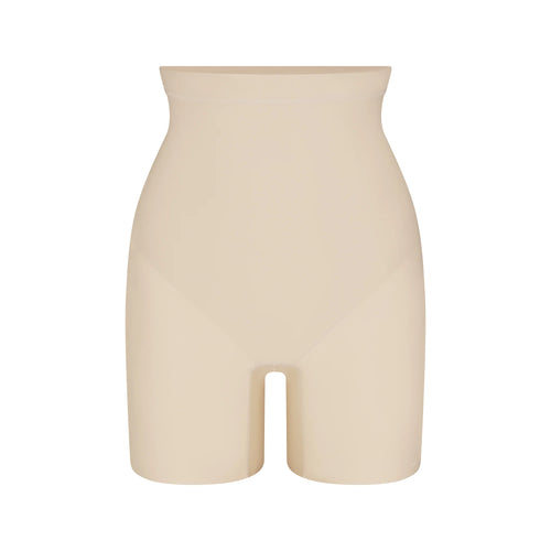 SKIMS BODY CORE SCULPT MID RISE SHORT | SAND