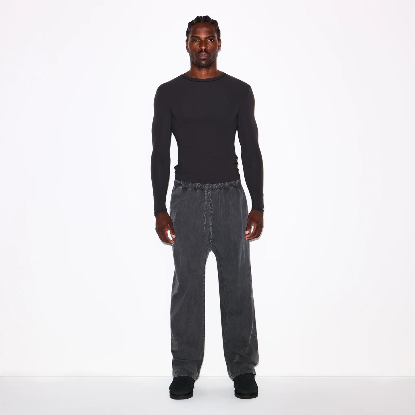 FITS EVERYBODY MENS SLIM LONG SLEEVE T-SHIRT | ONYX