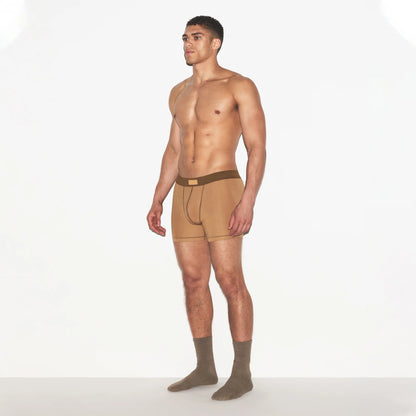 SKIMS COTTON MENS 3" BOXER BRIEF | RUSSET