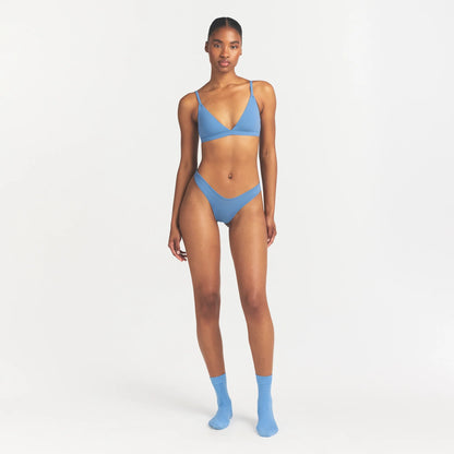 FITS EVERYBODY DIPPED FRONT THONG | ARCTIC
