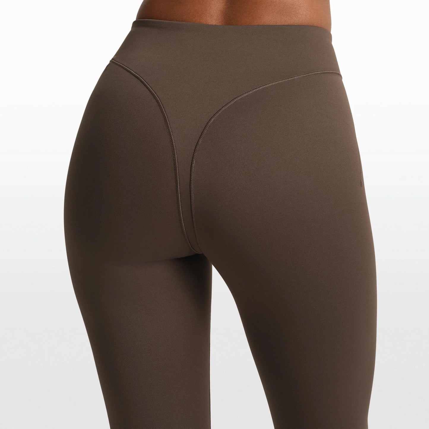 NikeSKIMS MATTE V-LINE STIRRUP LEGGING | DARK SEPIA
