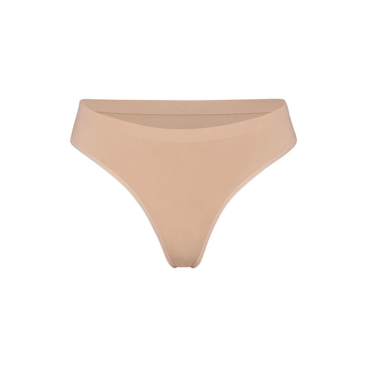SOFT SMOOTHING SEAMLESS THONG | CLAY