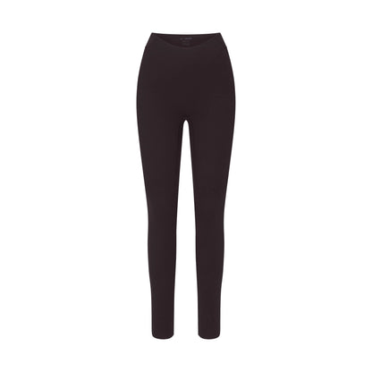 NikeSKIMS STUDIO STRETCH DIPPED 29" LEGGING | DARK ROAST