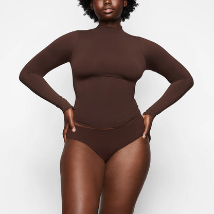 SOFT SMOOTHING SEAMLESS BRIEF | COCOA