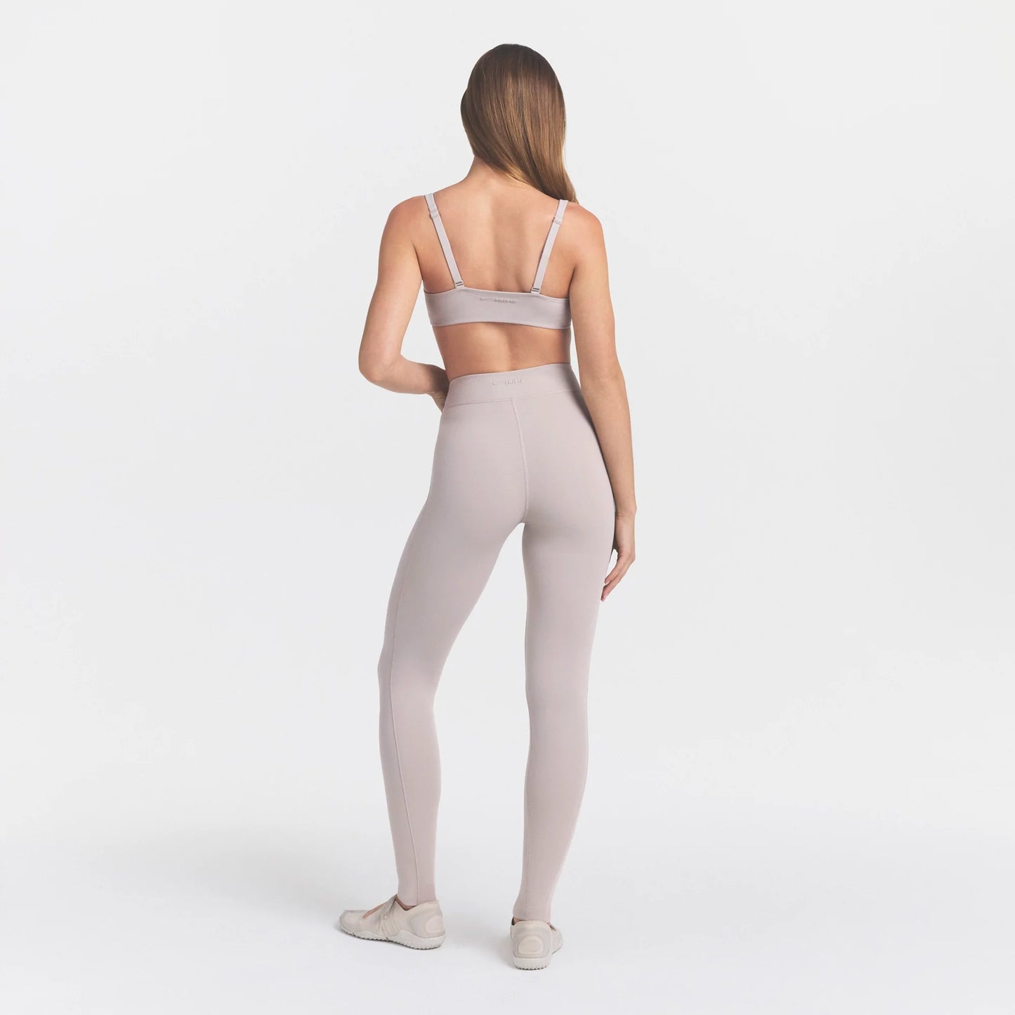 NikeSKIMS STUDIO STRETCH DIPPED 29" LEGGING | LINEN
