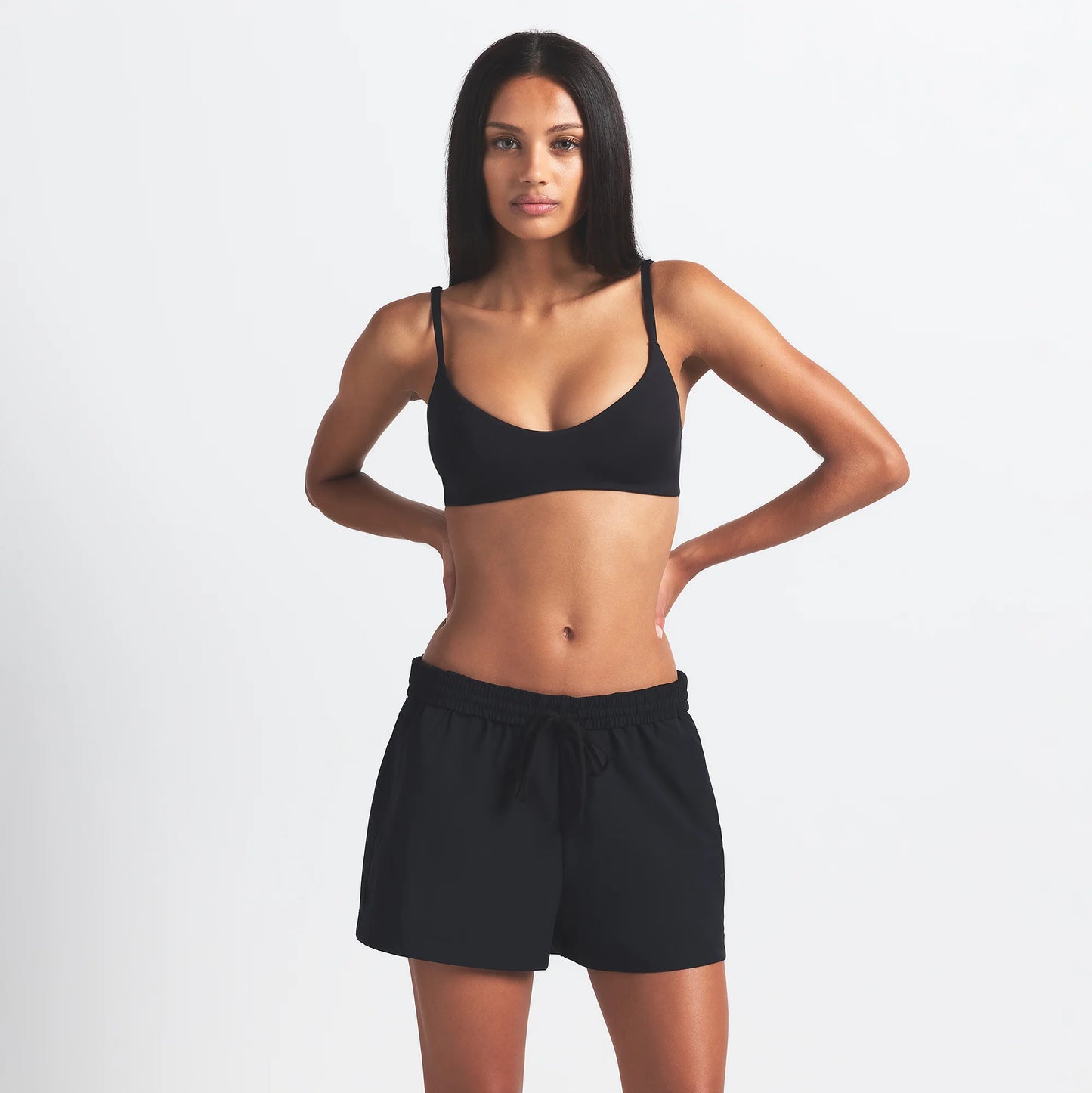 NikeSKIMS WOVEN NYLON 5" TRACK SHORT | OBSIDIAN