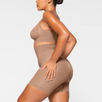 SEAMLESS SCULPT MID THIGH SHORT | SIENNA