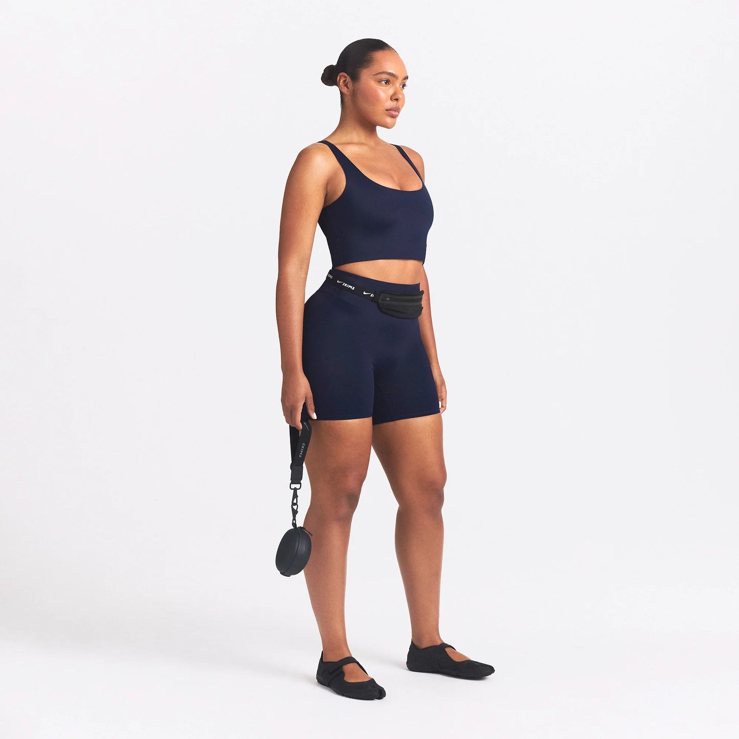 NikeSKIMS SHINE SCOOP NECK BRA TOP | NAVY