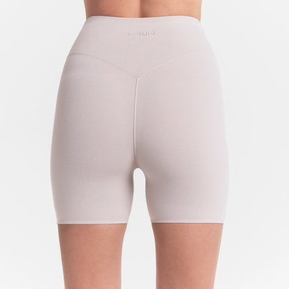 NikeSKIMS STUDIO STRETCH 5" BIKER SHORT | LINEN