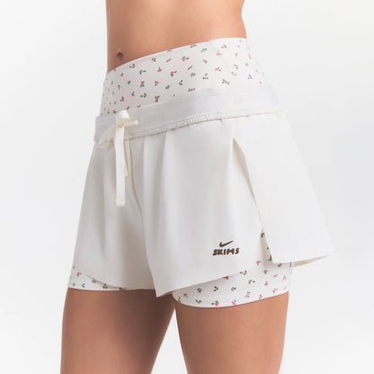 NikeSKIMS STRETCH NYLON RUNNER SHORT | IVORY