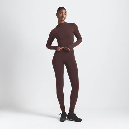 NikeSKIMS VINTAGE SEAMLESS MOCK NECK CROP TOP | PHOENIX