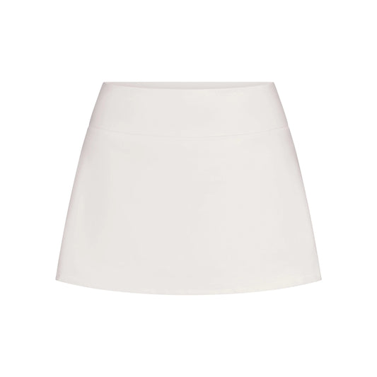 NikeSKIMS MATTE SKORT | IVORY