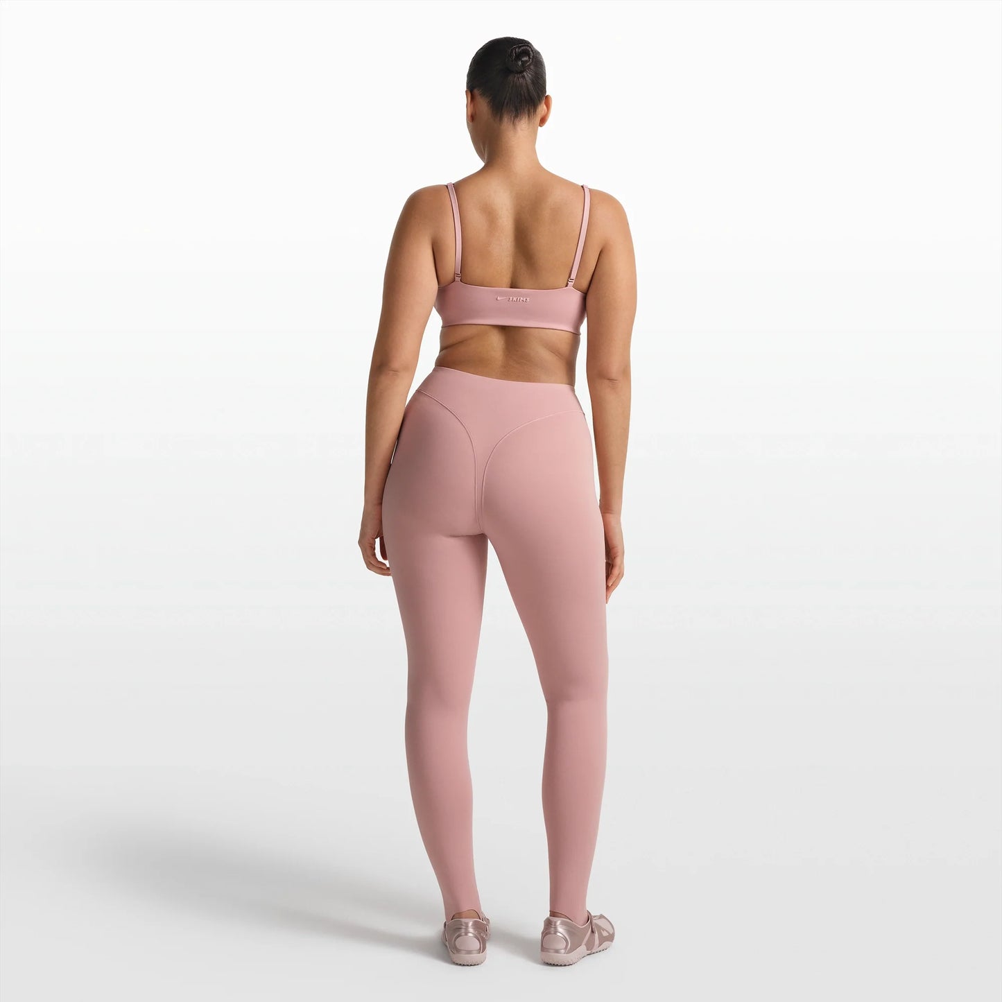 NikeSKIMS MATTE MICRO SCOOP BRA | HIMALAYAN