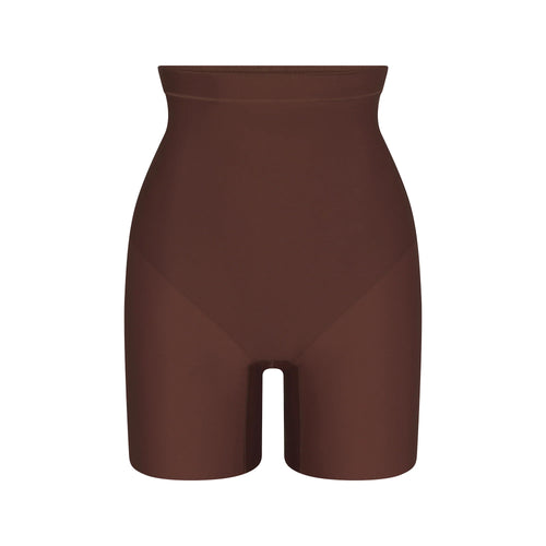 SKIMS BODY CORE SCULPT MID RISE SHORT | COCOA