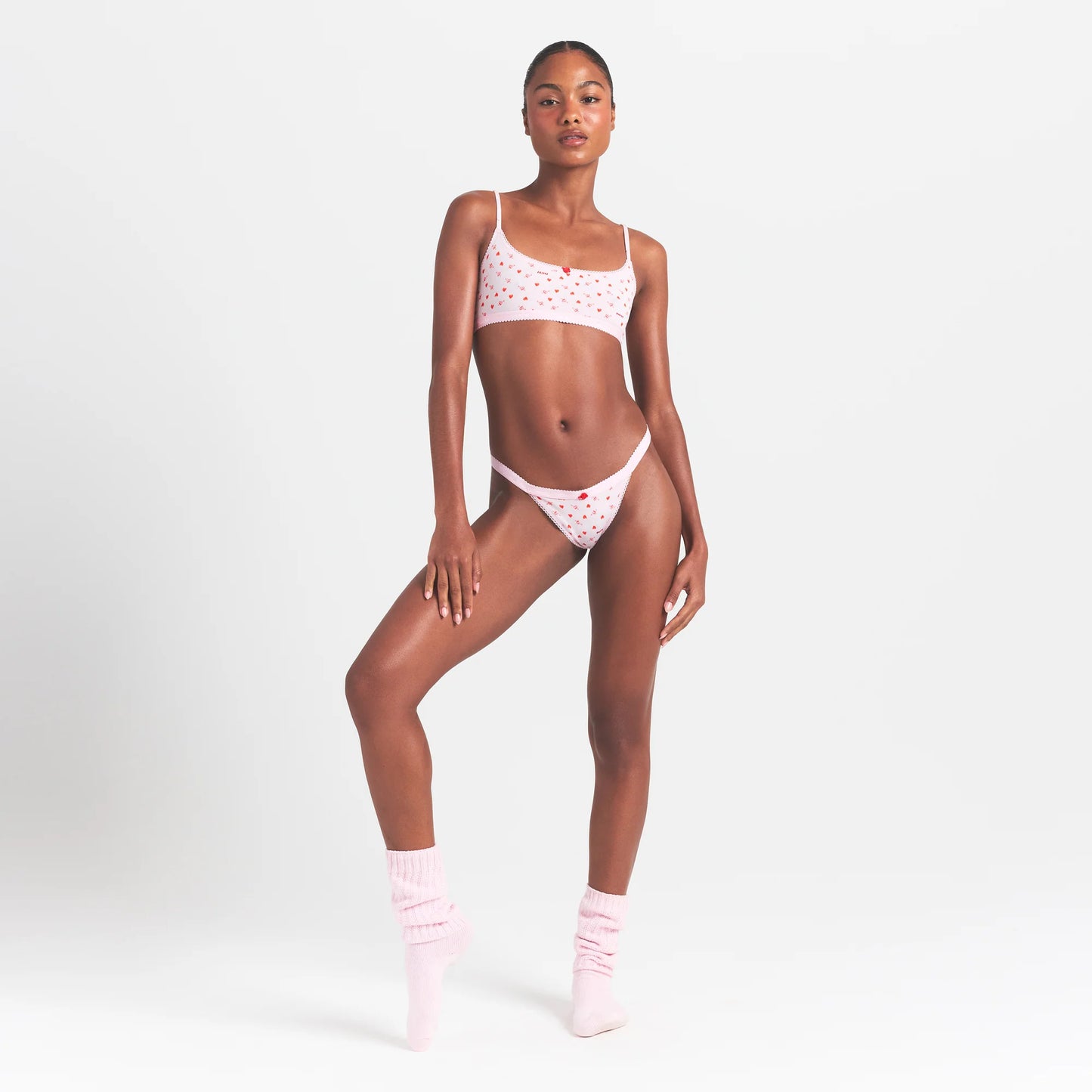 LIGHTWEIGHT COTTON LOGO PICOT SCOOP BRALETTE | BABY PINK ARROWED HEARTS
