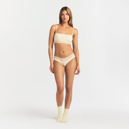 LIGHTWEIGHT COTTON WIDE LACE BRIEF | BUTTER TONAL