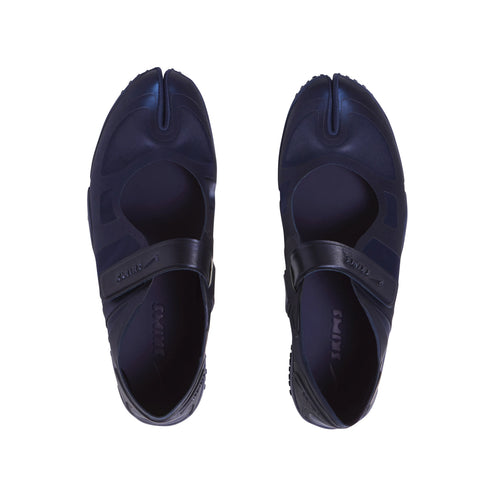 NikeSKIMS FOOTWEAR RIFT SATIN | NAVY