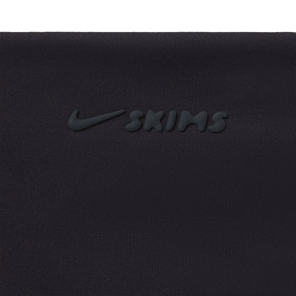 NikeSKIMS MATTE SHAPING SCOOP BRA | OBSIDIAN