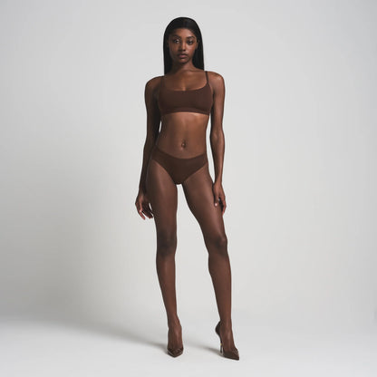 FITS EVERYBODY SCOOP BRALETTE | COCOA
