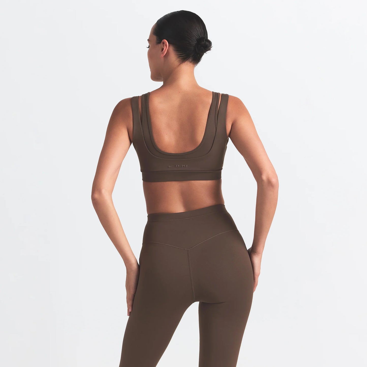 NikeSKIMS MATTE FOOTSIE GRIP LEGGING | DARK SEPIA