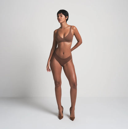 NAKED CHEEKY HIPSTER | JASPER