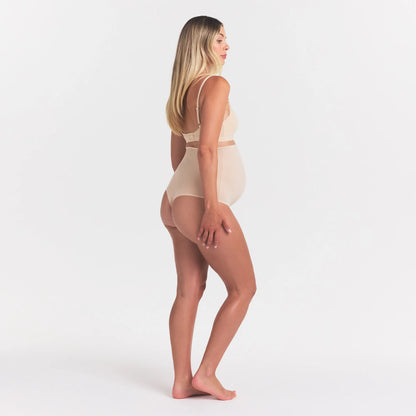 FITS EVERYBODY MATERNITY NURSING SCOOP BRALETTE | SAND