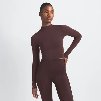 NikeSKIMS VINTAGE SEAMLESS MOCK NECK CROP TOP | PHOENIX