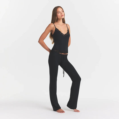 SKIMS SLEEP LACE CAMI AND PANT SET | ONYX