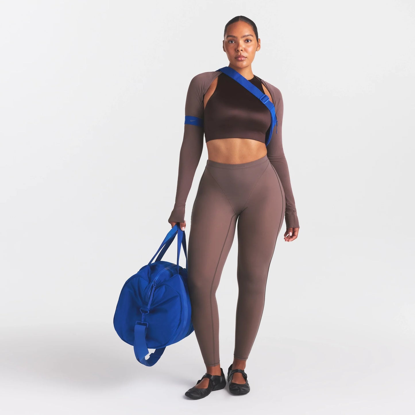 NikeSKIMS WEIGHTLESS LAYERS V-PANEL 28" LEGGING | RESIN
