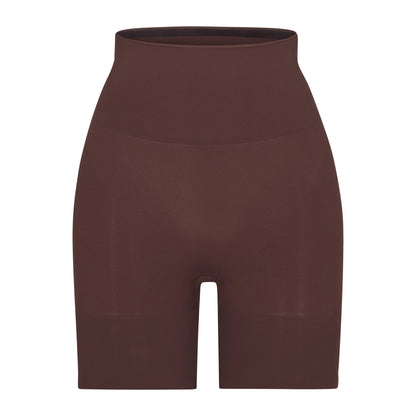 SEAMLESS SCULPT BUTT LIFTING SHORT | COCOA