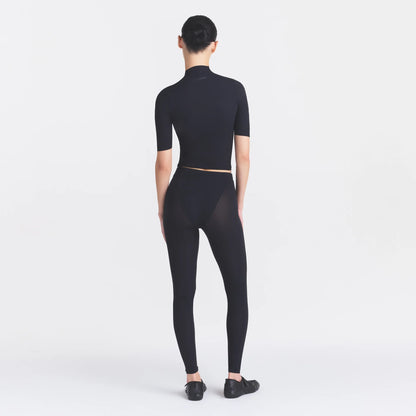 NikeSKIMS WEIGHTLESS LAYERS V-PANEL 28" LEGGING | OBSIDIAN
