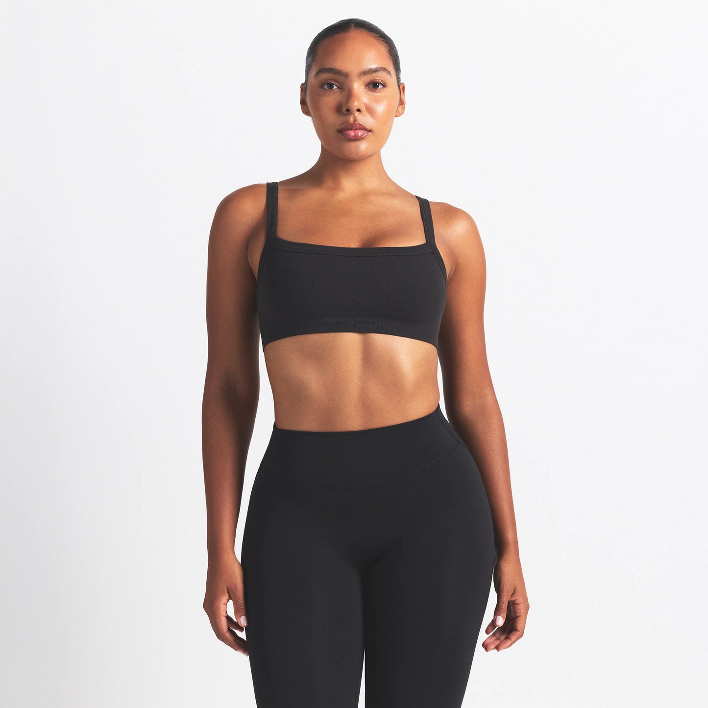NikeSKIMS VINTAGE SEAMLESS CAMI BRA | OBSIDIAN
