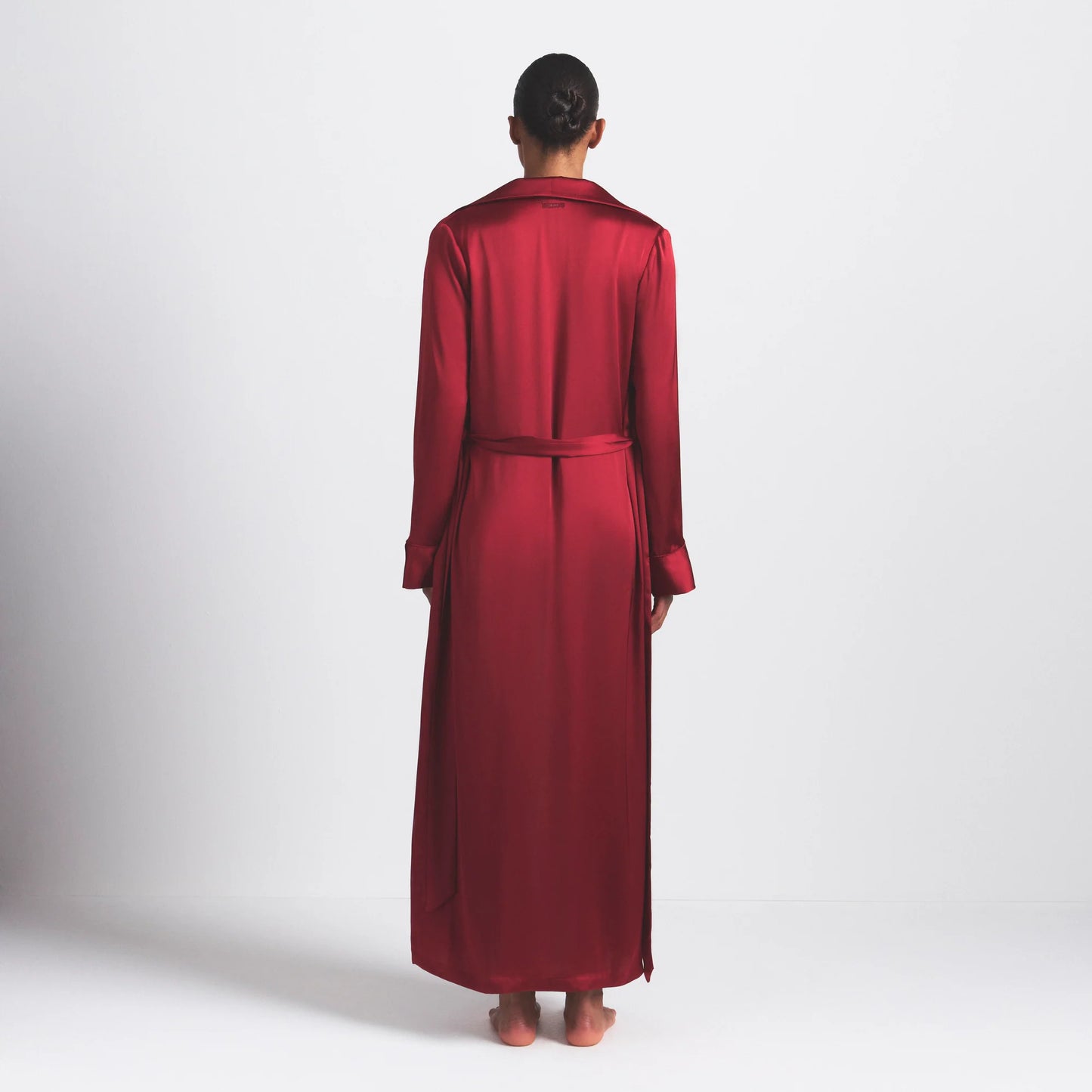 WOVEN SHINE LONG ROBE | BRICK