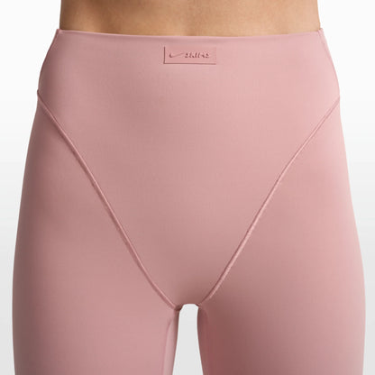 NikeSKIMS MATTE V-LINE 26" LEGGING | HIMALAYAN
