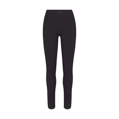 NikeSKIMS MATTE V-LINE 26" LEGGING | OBSIDIAN