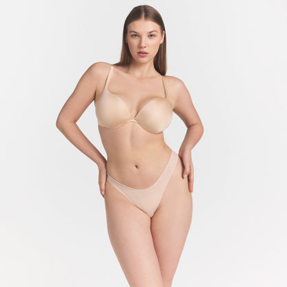 SKIMS ULTIMATE TEARDROP T-SHIRT BRA | SAND