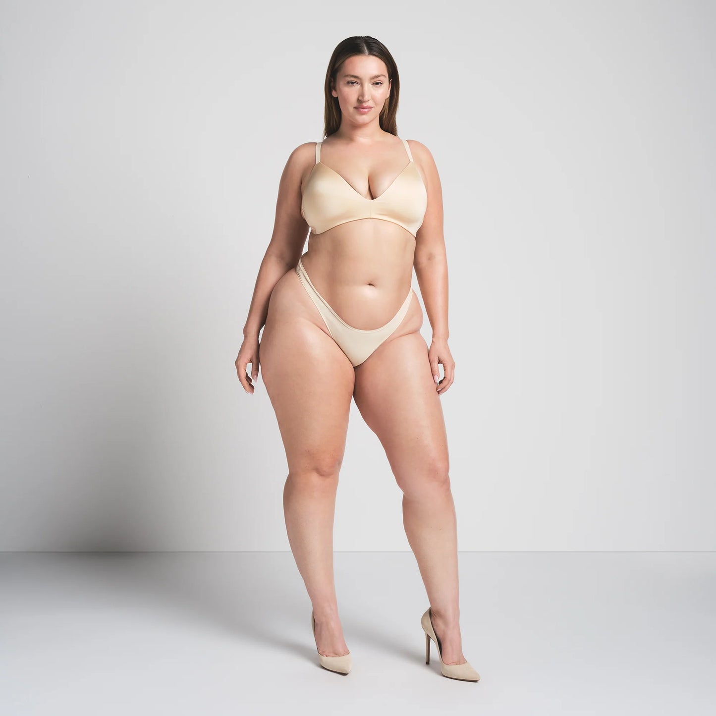 WIRELESS FORM T-SHIRT DEMI BRA | SAND
