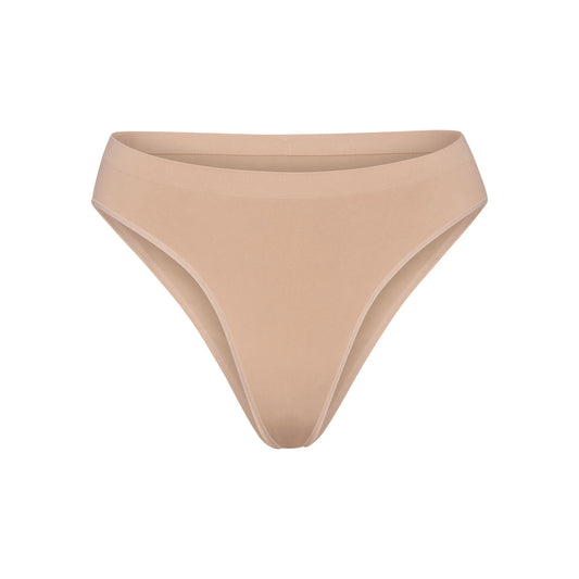 SOFT SMOOTHING SEAMLESS BRIEF | CLAY