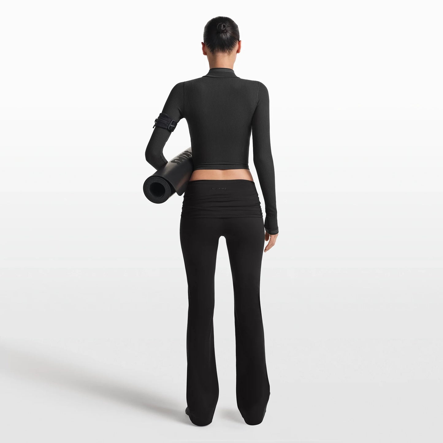 NikeSKIMS MATTE FOLDOVER SLIM FLARE LEGGING | OBSIDIAN