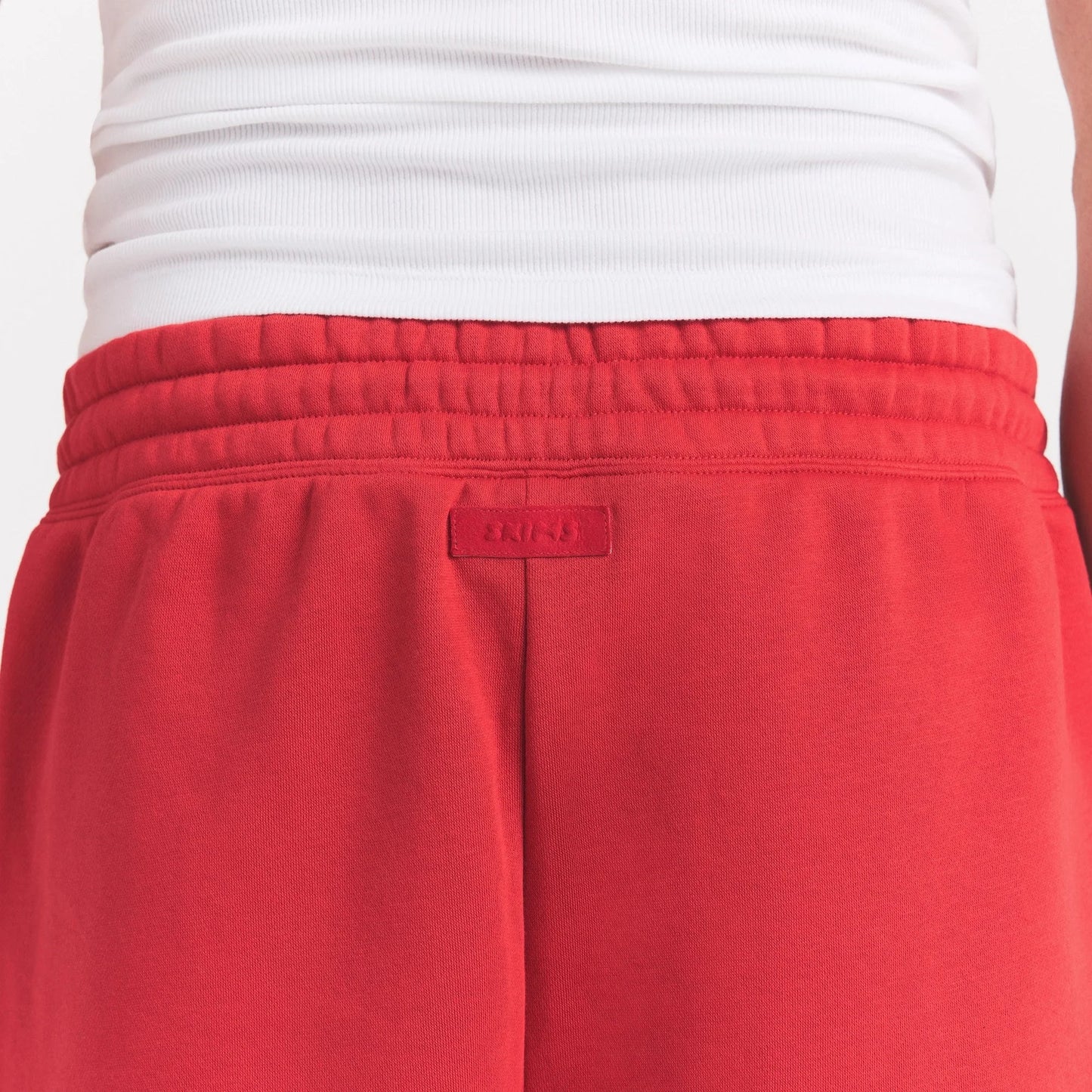 FLEECE LOUNGE MENS RELAXED SHORT | WASHED RED