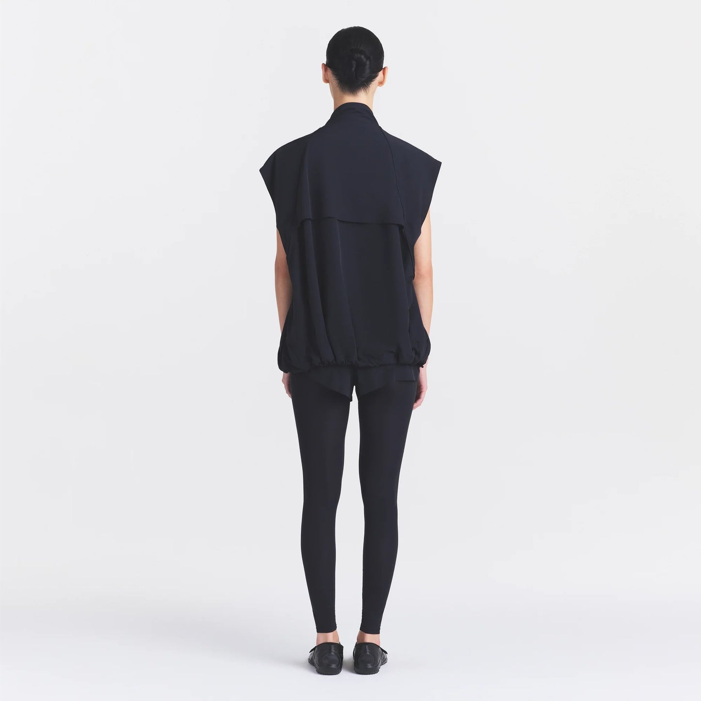 NikeSKIMS STRETCH NYLON OVERSIZED VEST | OBSIDIAN