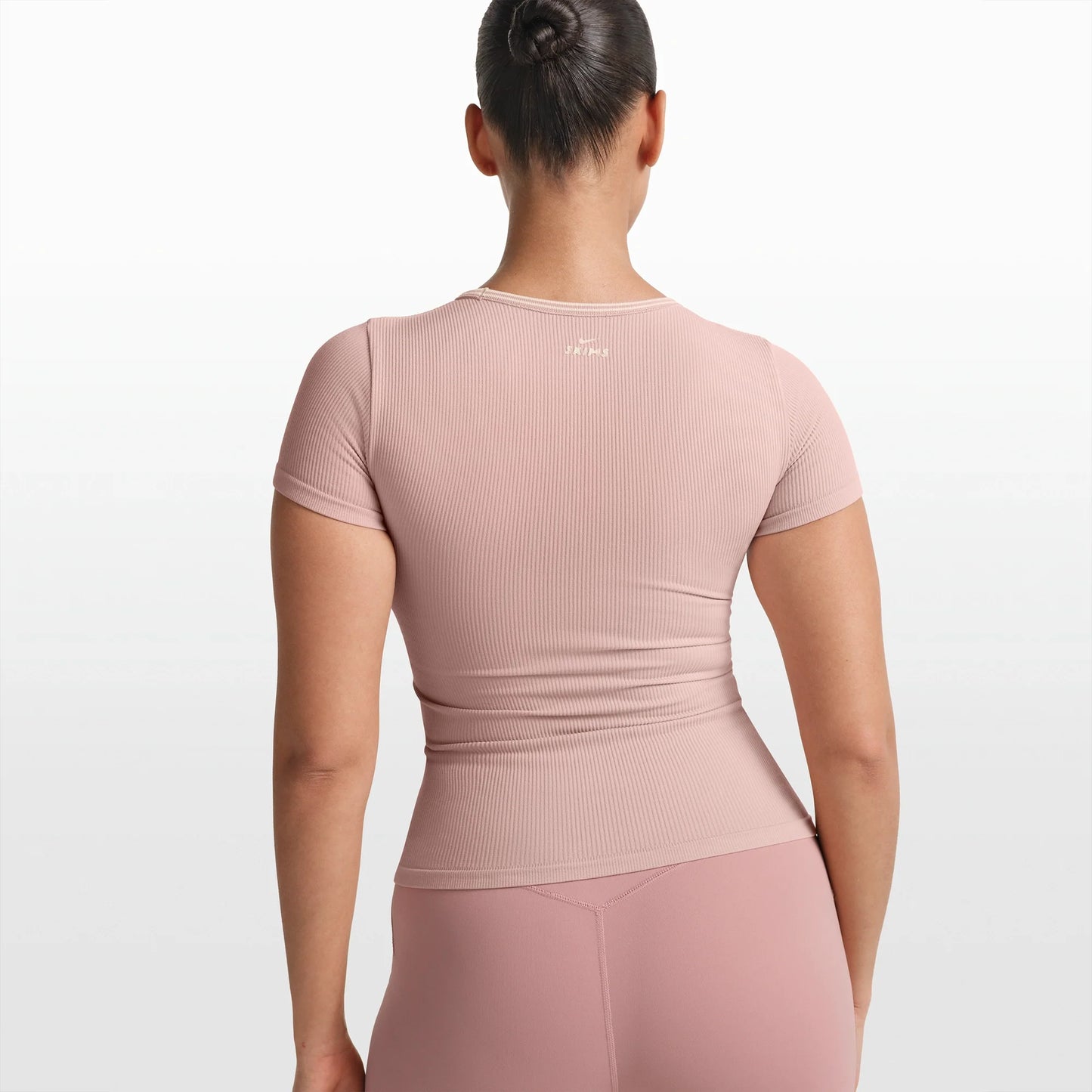 NikeSKIMS RIBBED SEAMLESS BABY T-SHIRT | HIMALAYAN