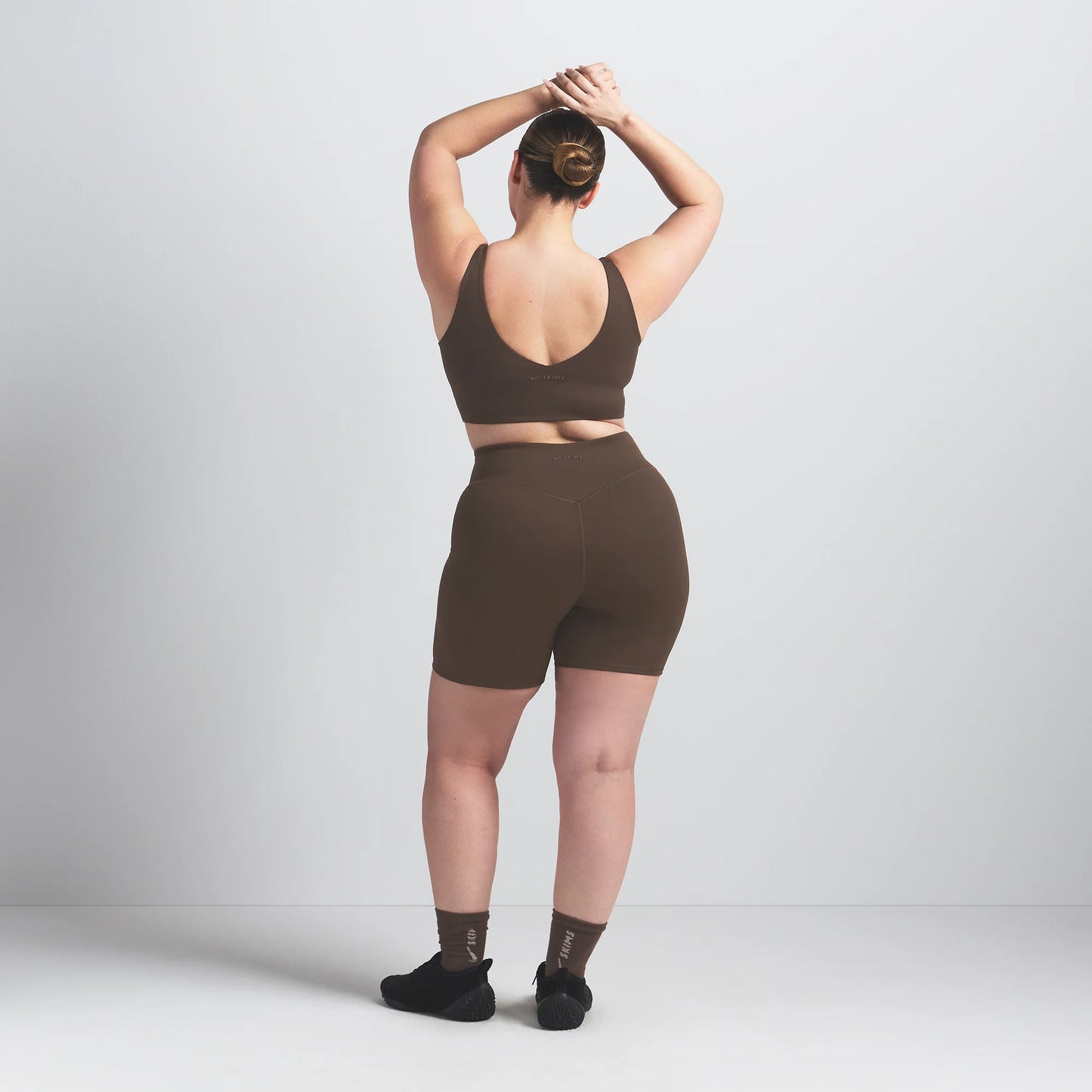 NikeSKIMS MATTE 5" BIKER SHORT | DARK SEPIA