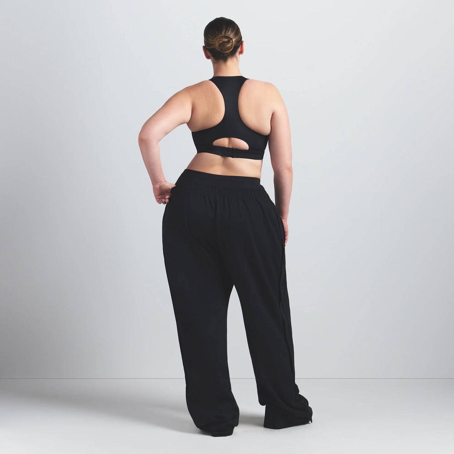 NikeSKIMS SHINE HIGH NECK BRA | OBSIDIAN